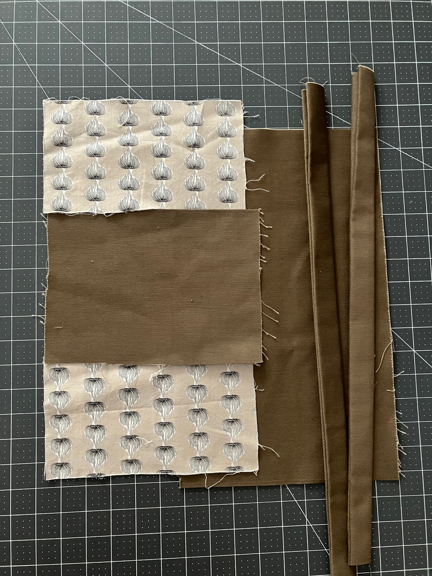 mini tote / garlic & brown