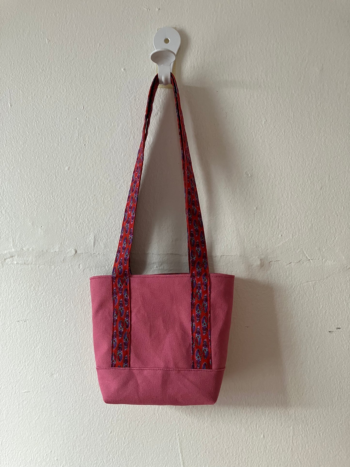 pink or blue beetle mini totes