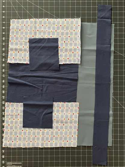 medium tote / fruit & blue
